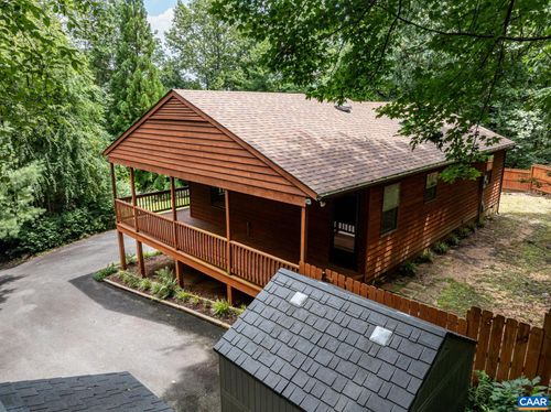 189 Tall Pines Dr, STANARDSVILLE, VA, 22973-2542 | Card Image