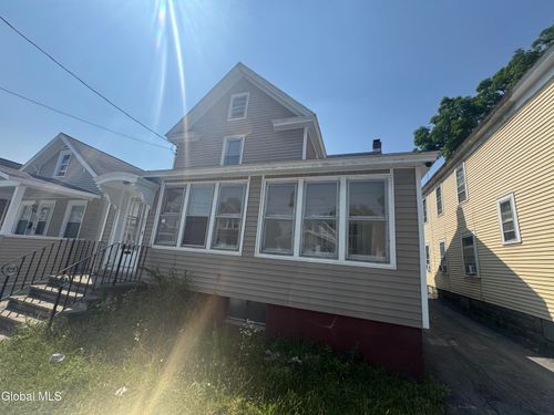 261 Altamont Ave, Schenectady, NY, 12304-4660 | Card Image