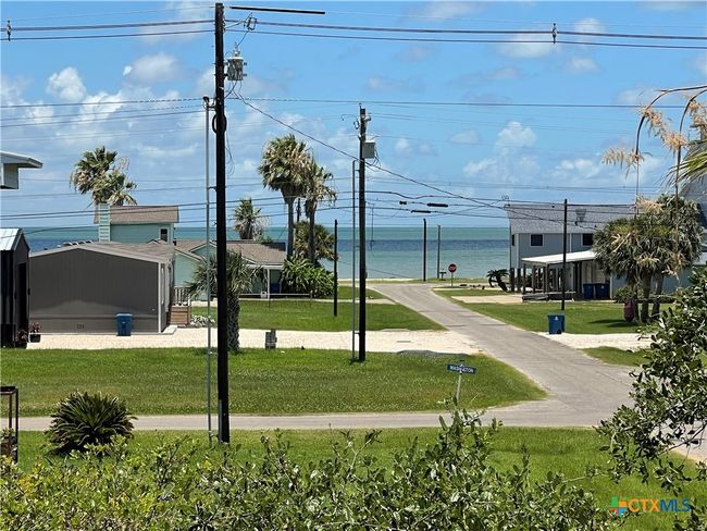 112 W Van Buren Ave, House other with 3 bedrooms, 2 bathrooms and null parking in Port O Connor TX | Image 13
