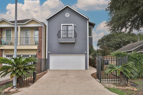 826 E 29th St, Houston, TX, 77009-1026 | Card Image