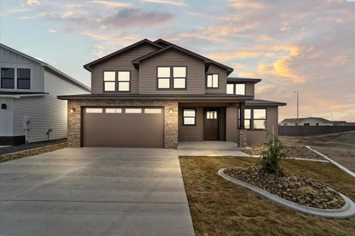 8406 Silver Mound Dr, Pasco, WA, 99301-6094 | Card Image