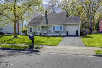 35 Lisa Drive, House other with 4 bedrooms, 2 bathrooms and null parking in Hazlet NJ | Image 3