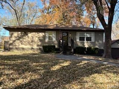 9 Hyde Park Rd, Fairview Heights, IL, 62208-2117 | Card Image