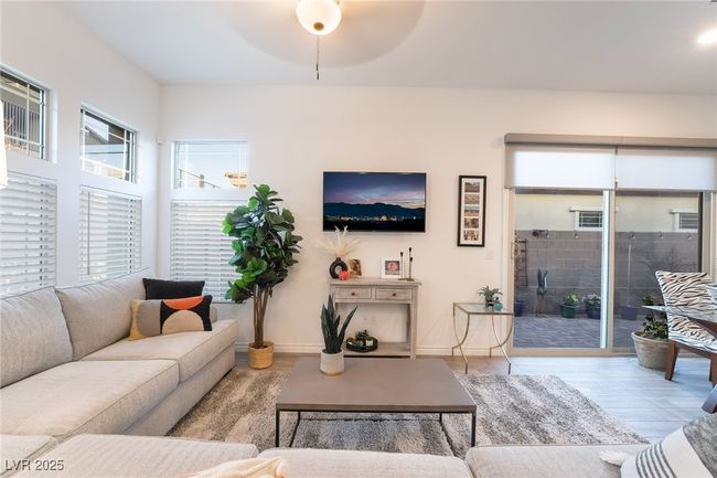 905 Belleforte Ln, House other with 2 bedrooms, 2 bathrooms and null parking in Las Vegas NV | Image 5