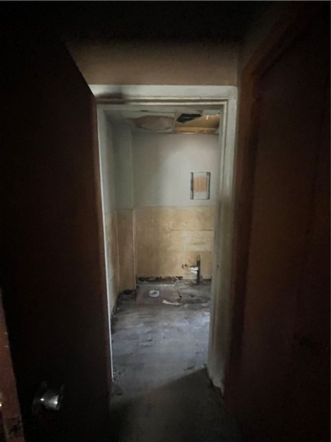 512 Glenn St, House other with 2 bedrooms, 1 bathrooms and null parking in Wilmerding PA | Image 13
