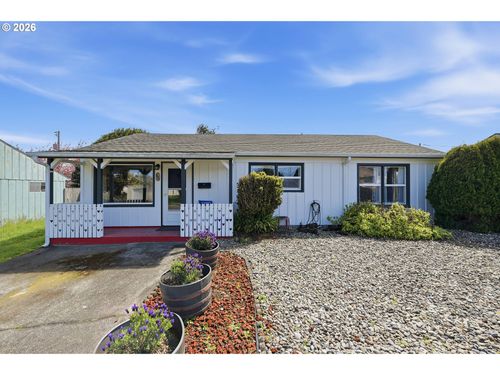 1621 Grant St, North Bend, OR, 97459-1919 | Card Image