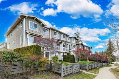 180 - 2729 158 St, Townhouse with 4 bedrooms, 3 bathrooms and 2 parking in Surrey BC | Image 1