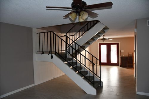 298-2316 Shadowdale Dr, Houston, TX, 77043-2113 | Card Image