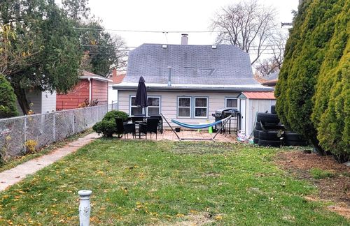 3936 Oak Park Ave, Stickney, IL, 60402-4168 | Card Image