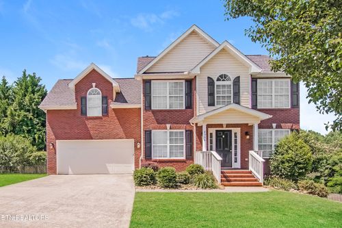 8904 Chesney Oaks Ln, Knoxville, TN, 37924-4572 | Card Image
