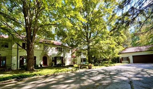 15691 S M 43 Hwy, Hickory Corners, MI, 49060-9526 | Card Image