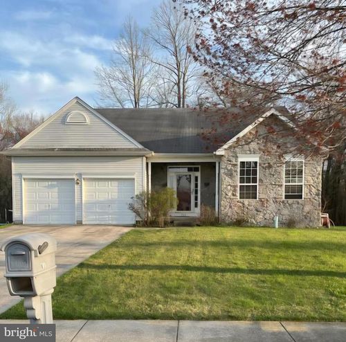 723 Streamview Ln, Vineland, NJ, 08360-2479 | Card Image