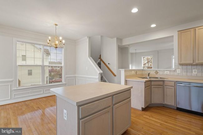 8011 Duck Pond Ter, Townhouse with 4 bedrooms, 3 bathrooms and null parking in MANASSAS VA | Image 7