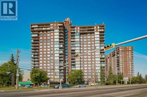 145 Point Dr Nw, Calgary, AB, T3B4W1 | Card Image