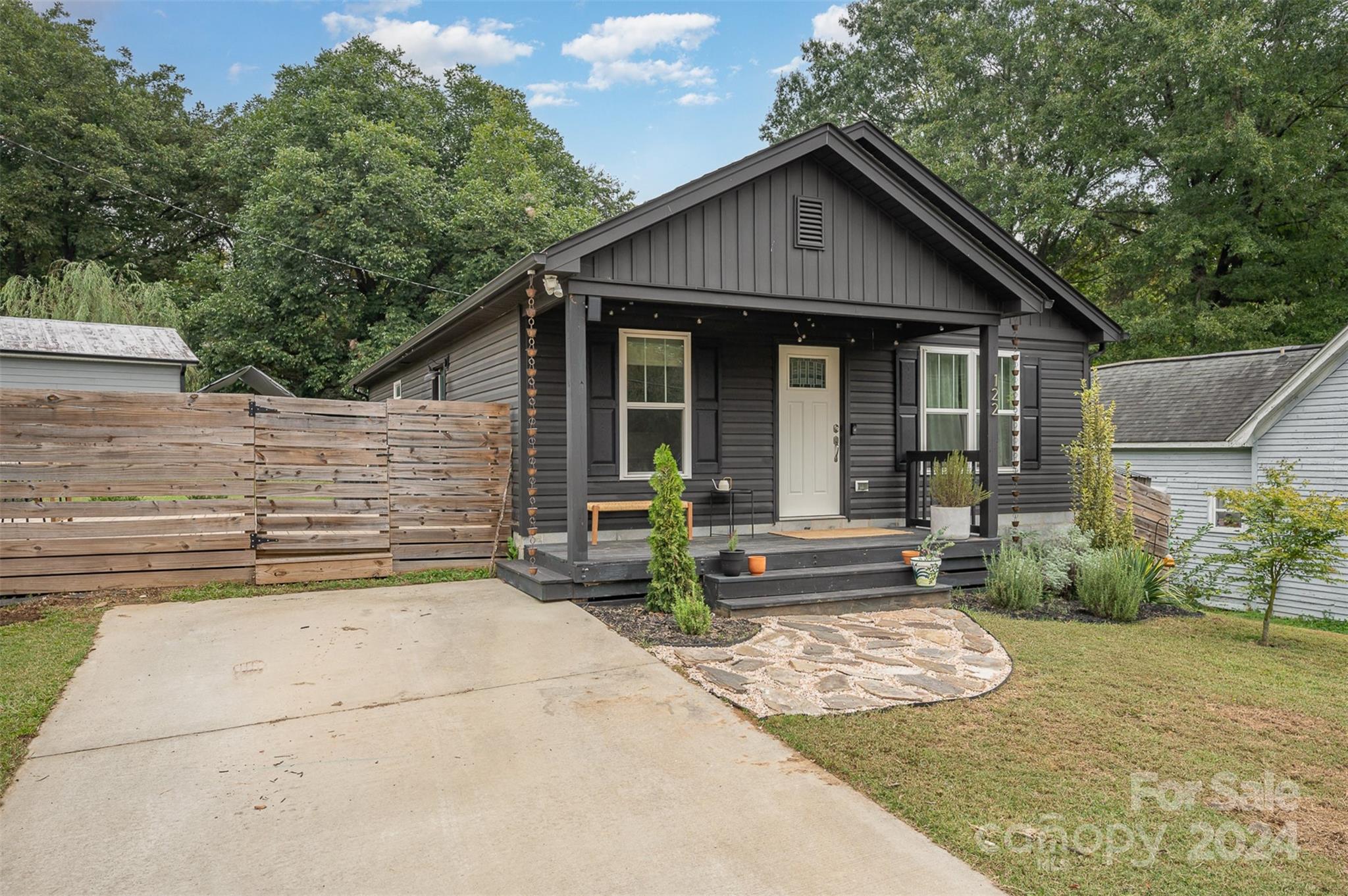 Crowell Dr, Concord, NC 28025
