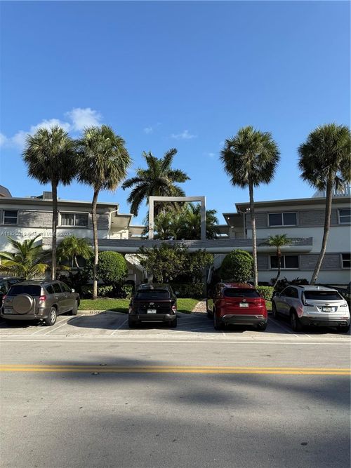 apt-23-1142 99th St, Bay Harbor Islands, FL, 33154-1761 | Card Image