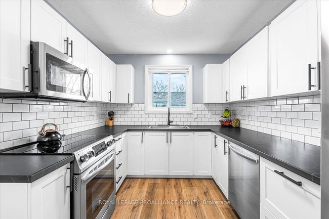 4 Verona St, House other with 4 bedrooms, 2 bathrooms and 2 parking in Trenton ON | Image 8