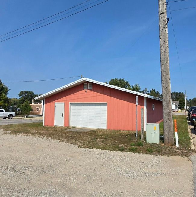 124 E Mesick Ave, Home with 0 bedrooms, 0 bathrooms and null parking in Mesick MI | Image 5