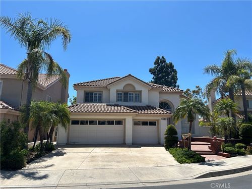 8132 E Hillsdale, Orange, CA, 92869 | Card Image