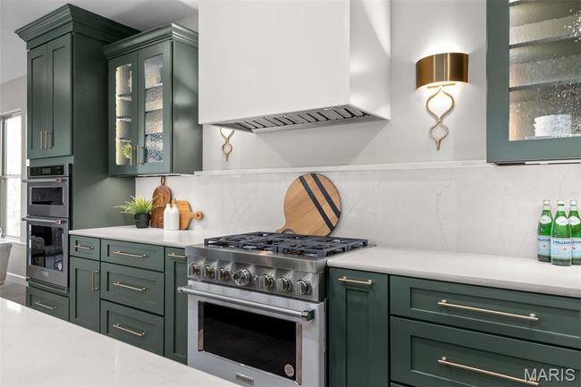 Photo representation of similar home. Some features shown may be optional. | Image 11