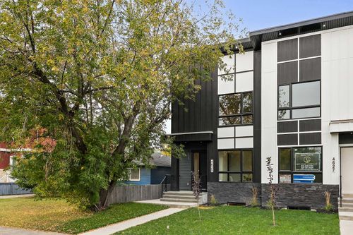 4625 84 Street Nw, Calgary, AB, T3B2P5 | Card Image
