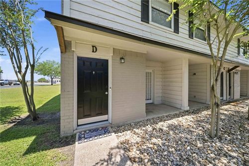 d-1406 Summit St, College Station, TX, 77845-5249 | Card Image