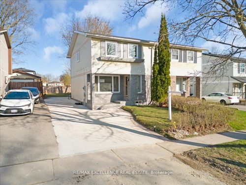 731 Hillcroft St, Oshawa, ON, L1G7H7 | Card Image