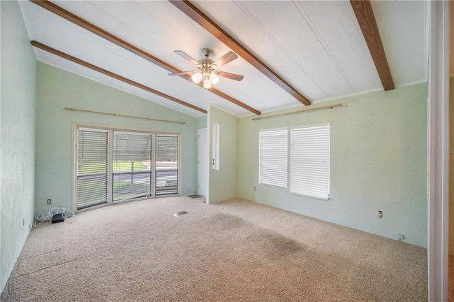 6027 Grand Oaks Dr Se, House other with 2 bedrooms, 2 bathrooms and null parking in WINTER HAVEN FL | Image 6