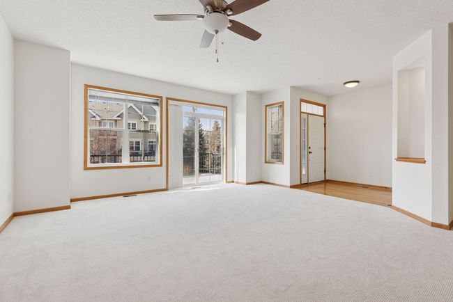 8026 Magnolia Ln N, Townhouse with 2 bedrooms, 3 bathrooms and null parking in Maple Grove MN | Image 5
