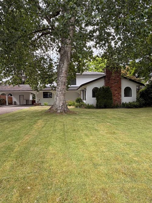 4936 4 Ave, Delta, BC, V4M1G4 | Card Image