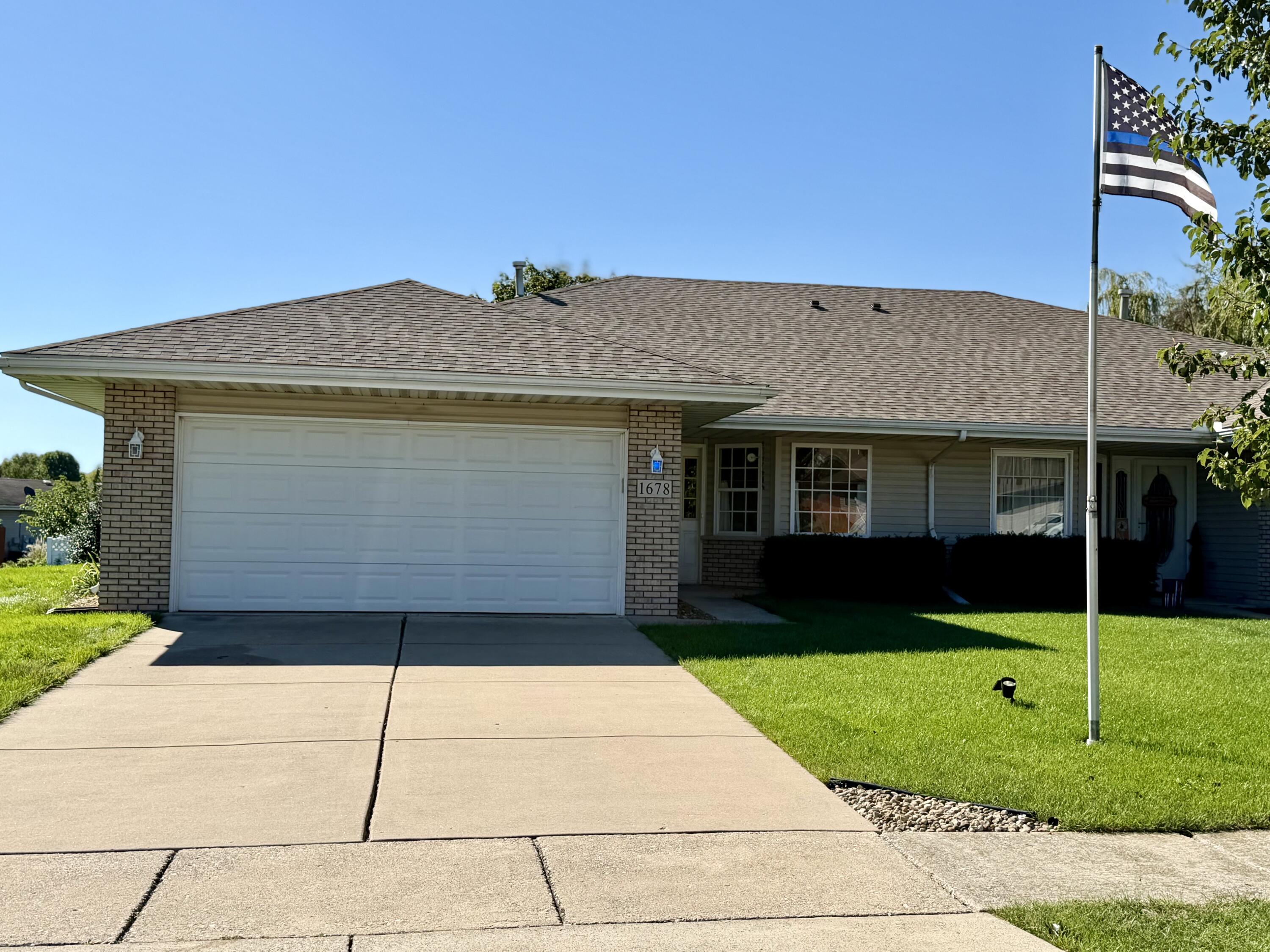 1678 Jonquil Drive, For Sale in Lowell - eXp Realty