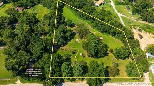 220 N Collins, Stonewall, OK, 74871 | Card Image