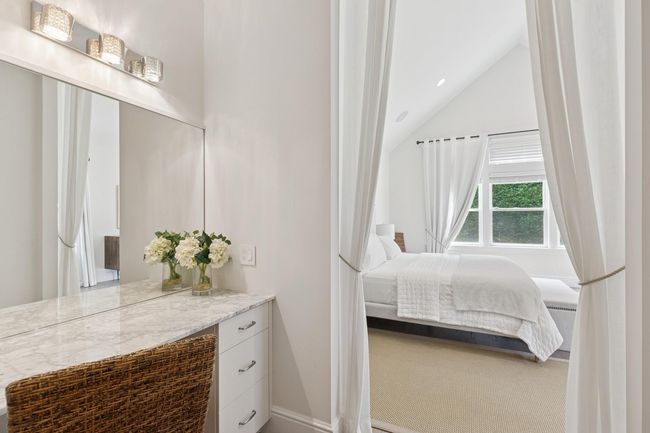 2 Fall Ct, House other with 5 bedrooms, 7 bathrooms and null parking in Southampton NY | Image 10
