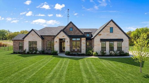 8011 Brownie Luker Ct, Granbury, TX, 76048-2890 | Card Image