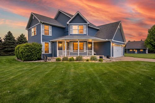403 Creekwood Dr, Valparaiso, IN, 46383 | Card Image