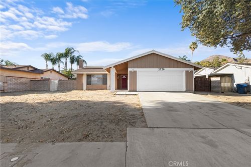 2778 28th St, Highland, CA, 92346-1735 | Card Image
