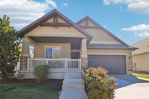 9239 Brighton View Dr, Sandy, UT, 84070-6227 | Card Image