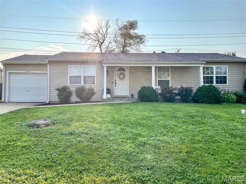 1710 Springhill Dr, O Fallon, MO, 63366-3929 | Card Image