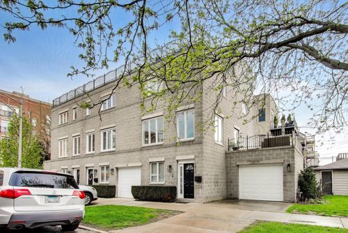 2810-2810 N Wolcott Ave, Chicago, IL, 60657-4038 | Card Image