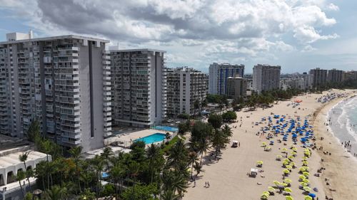 5869-Ave. Isla Verde Ave.Isla Verde, Carolina, PR, 00979 | Card Image