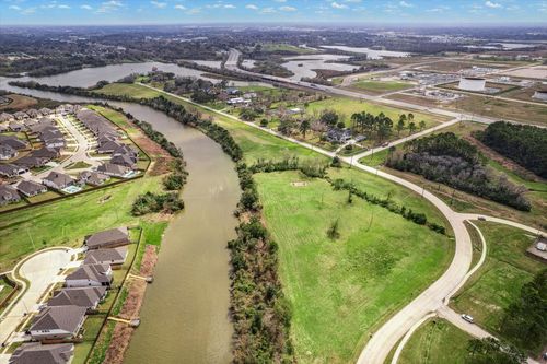 19411 Old Galveston Rd, Webster, TX, 77598-5515 | Card Image