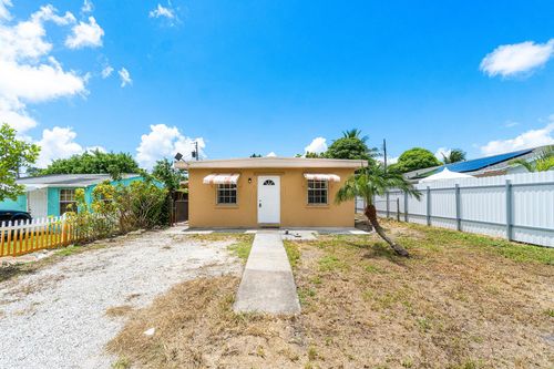 1228 Highview Rd, Lantana, FL, 33462-5912 | Card Image