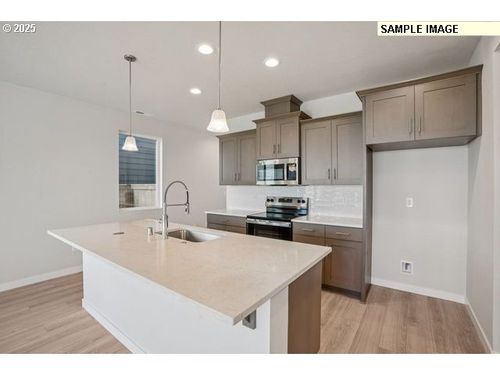 1606 Ne 180th Ave, Vancouver, WA, 98684-8958 | Card Image