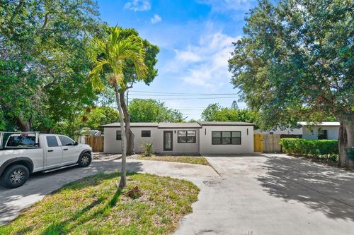 2949 Ne 12th Ter, Pompano Beach, FL, 33064-6867 | Card Image