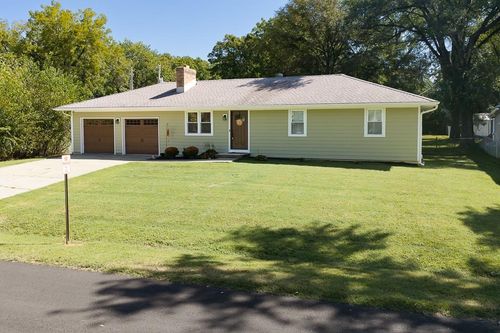 2951 N 155th Ter, Basehor, KS, 66007-9236 | Card Image