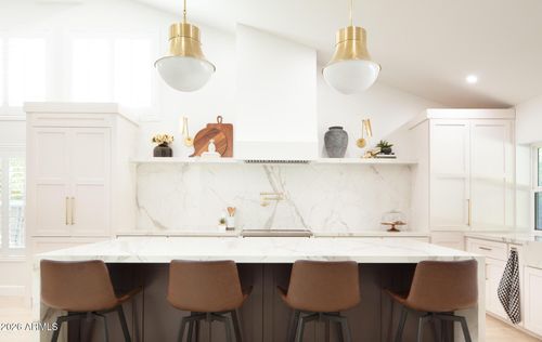 9002 N 81st St, Scottsdale, AZ, 85258-1715 | Card Image