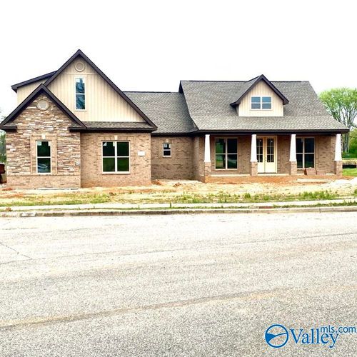 2106 Covington Ln Sw, Decatur, AL, 35603-4298 | Card Image