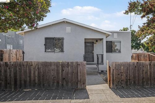 206 E 16th St, Pittsburg, CA, 94565-3807 | Card Image