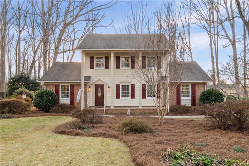 2021 Tennyson Dr, Greensboro, NC, 27410-2231 | Card Image