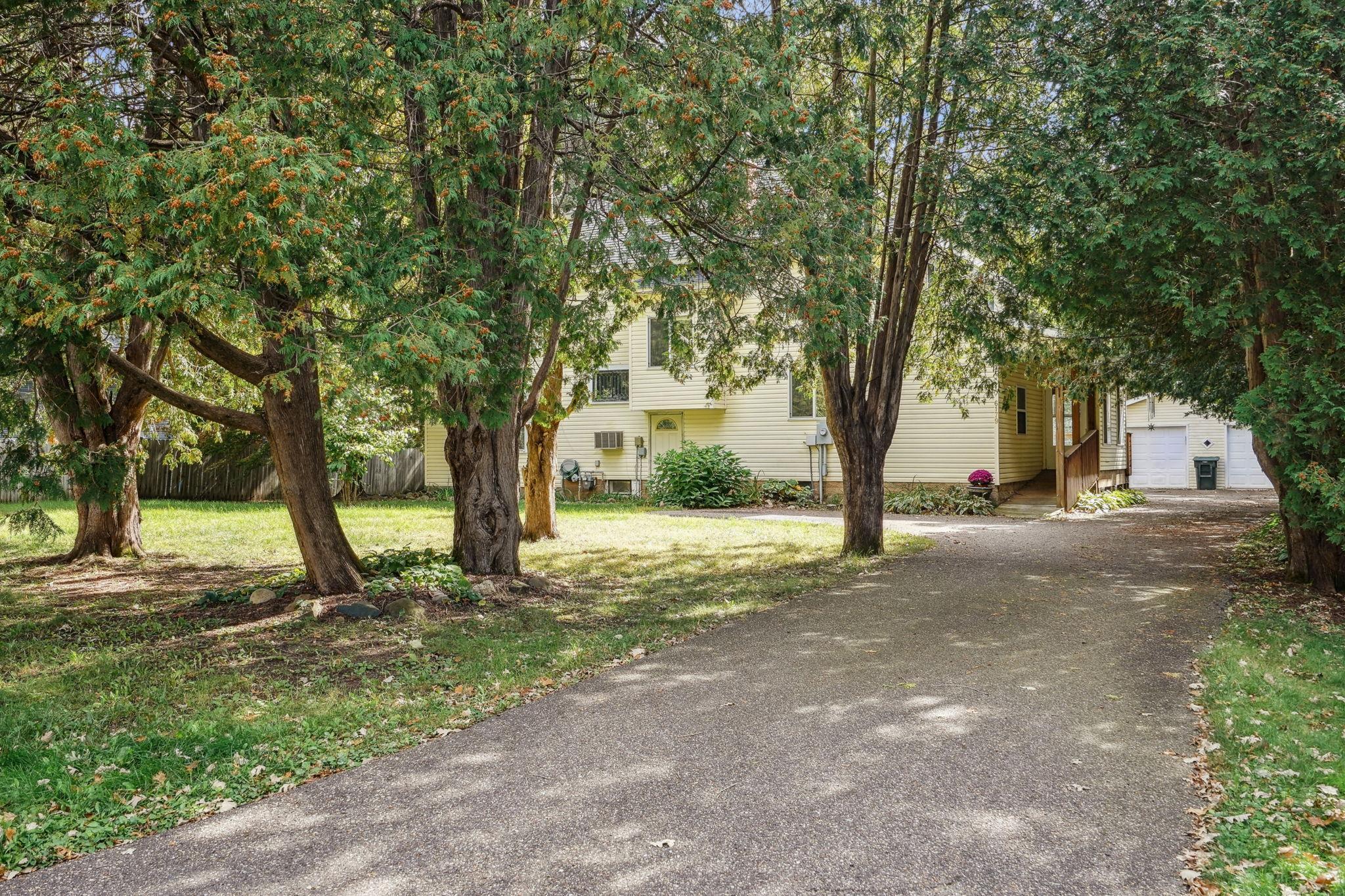 Oak St, North Branch, MN 55056